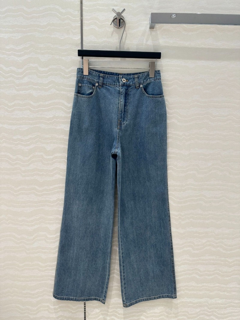 Miu Miu Retro Chic Washed Denim Straight-Leg Jeans Blue