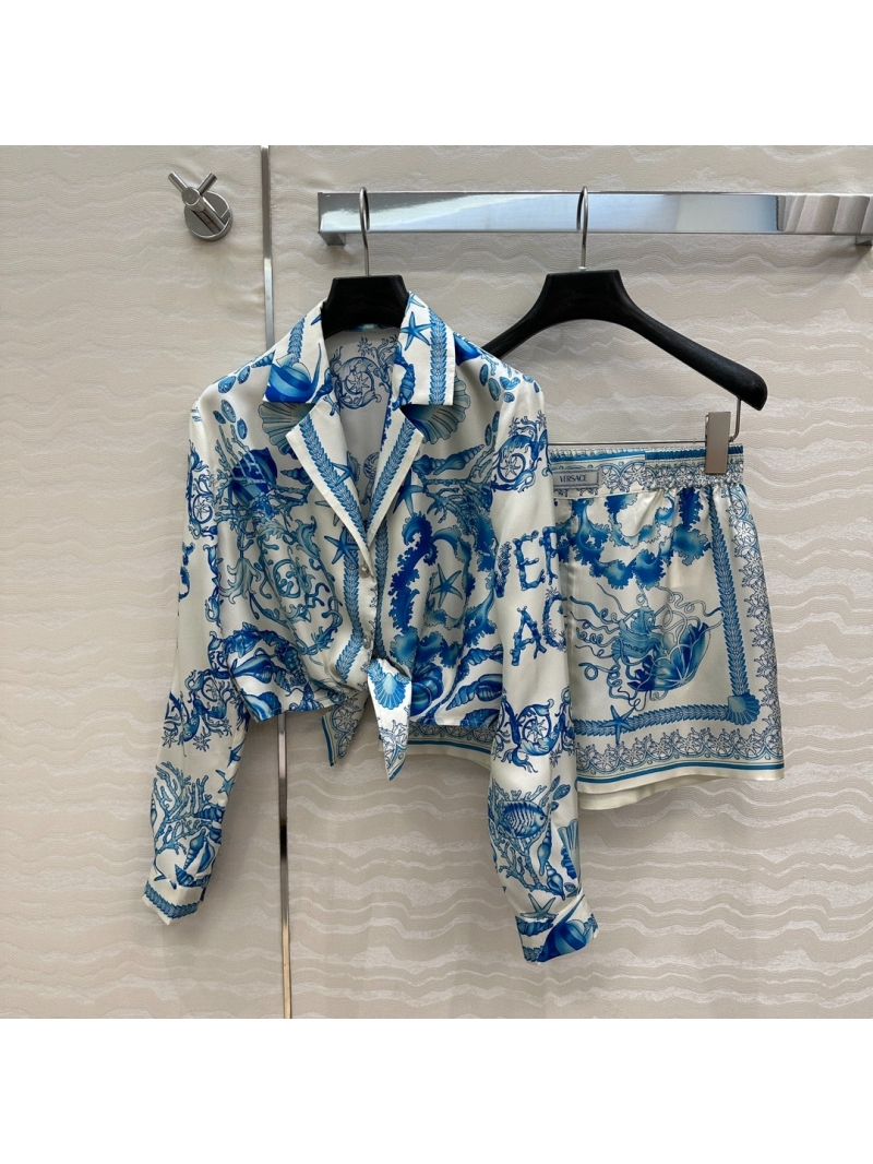 Versace Venus Ocean Series Coral & Starfish Silk Tie-Front Shirt