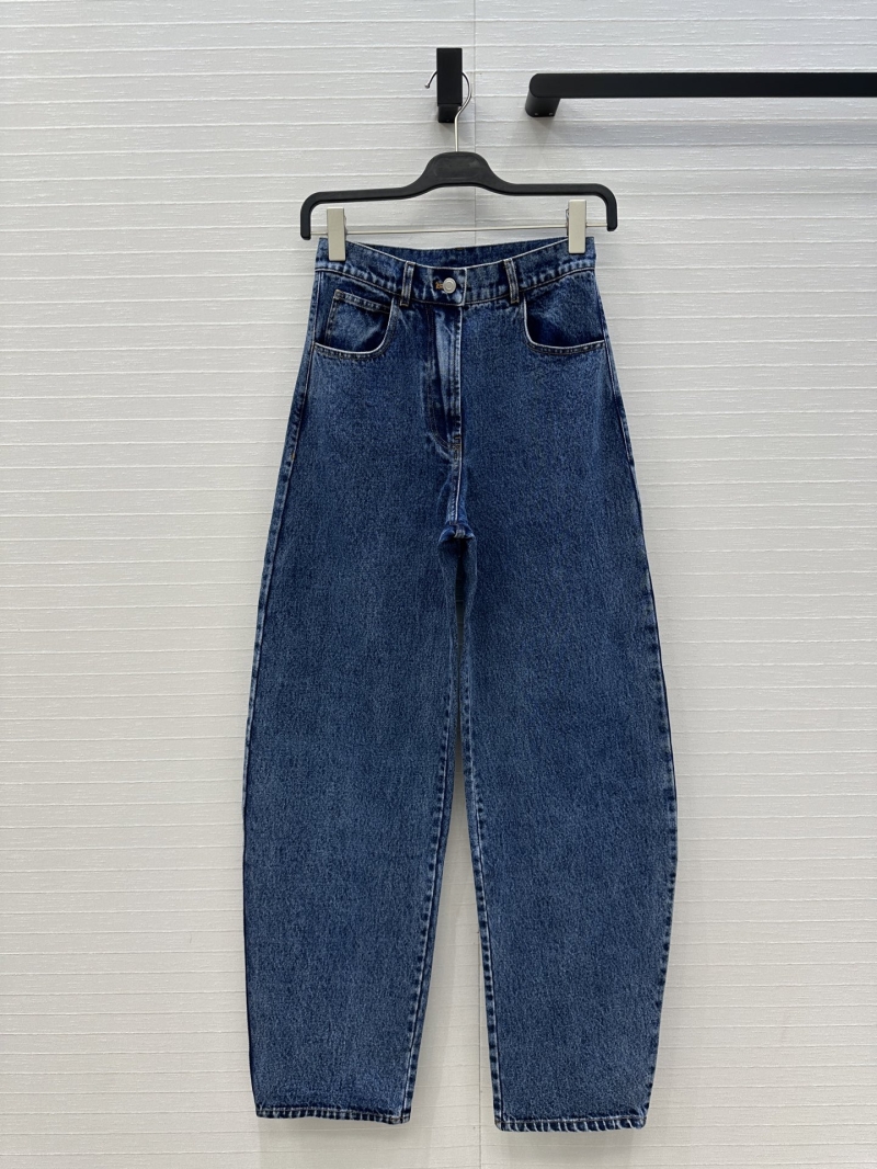 Alaia Snowflake Wash Blue Jeans | Exclusive High-Waisted Slim Fit with Sculptural Curved Design