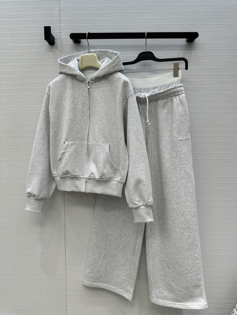 Alaia Elevated Fleece-Lined Pure Cotton Sporty-Chic Sweatsuit in Heather Gray | Cropped Drop Shoulder & Double Waistband