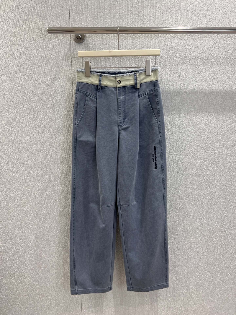 Alexander Wang 25FW Distressed Contrast Waist Raw-Hem Jeans in Light Blue and Blush Pink