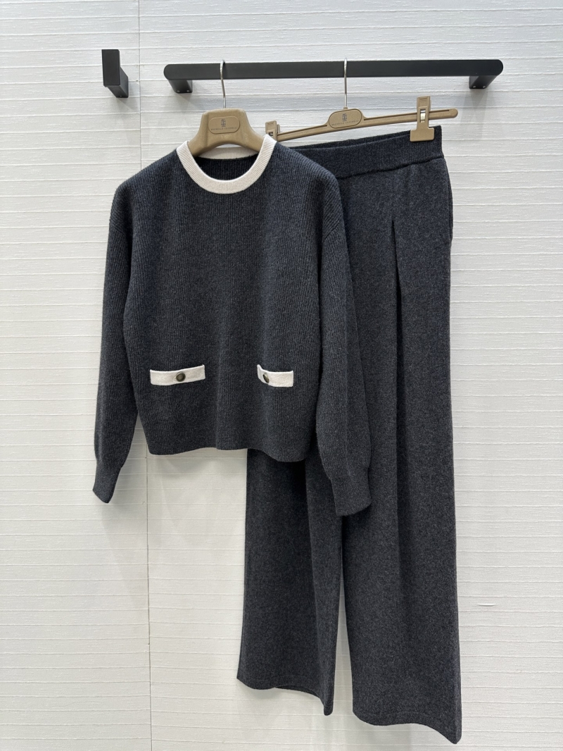 Brunello Cucinelli Exclusive Greige Cashmere Knit Sweater with Metallic Trim