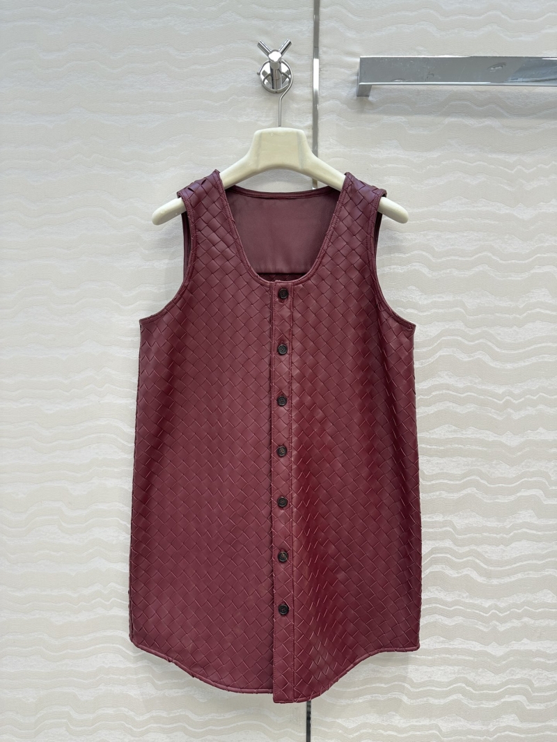Bottega Veneta Exquisite Woven Leather Vest Dress in Black - Luxe 100% Lambskin with Modern U-Neck Design