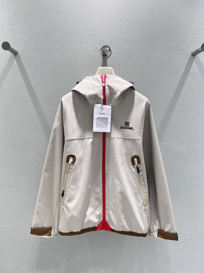 Chanel Luxe Hooded Jacket in Ivory with Red Zip Accent and Brown Trim