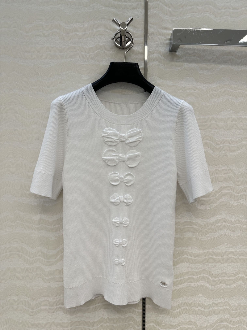 Chanel Coco 25K New Arrival Exquisite Embossed Bow Knit Top in White | Premium Imported Yarn | Slimming H-Silhouette