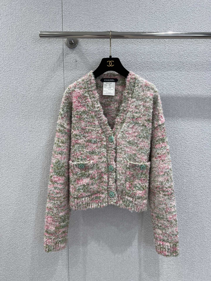 Chanel Cropped V-Neck Knit Cardigan - Hand-Blended Tweed, Dual Pockets, Sage Green CC Buttons