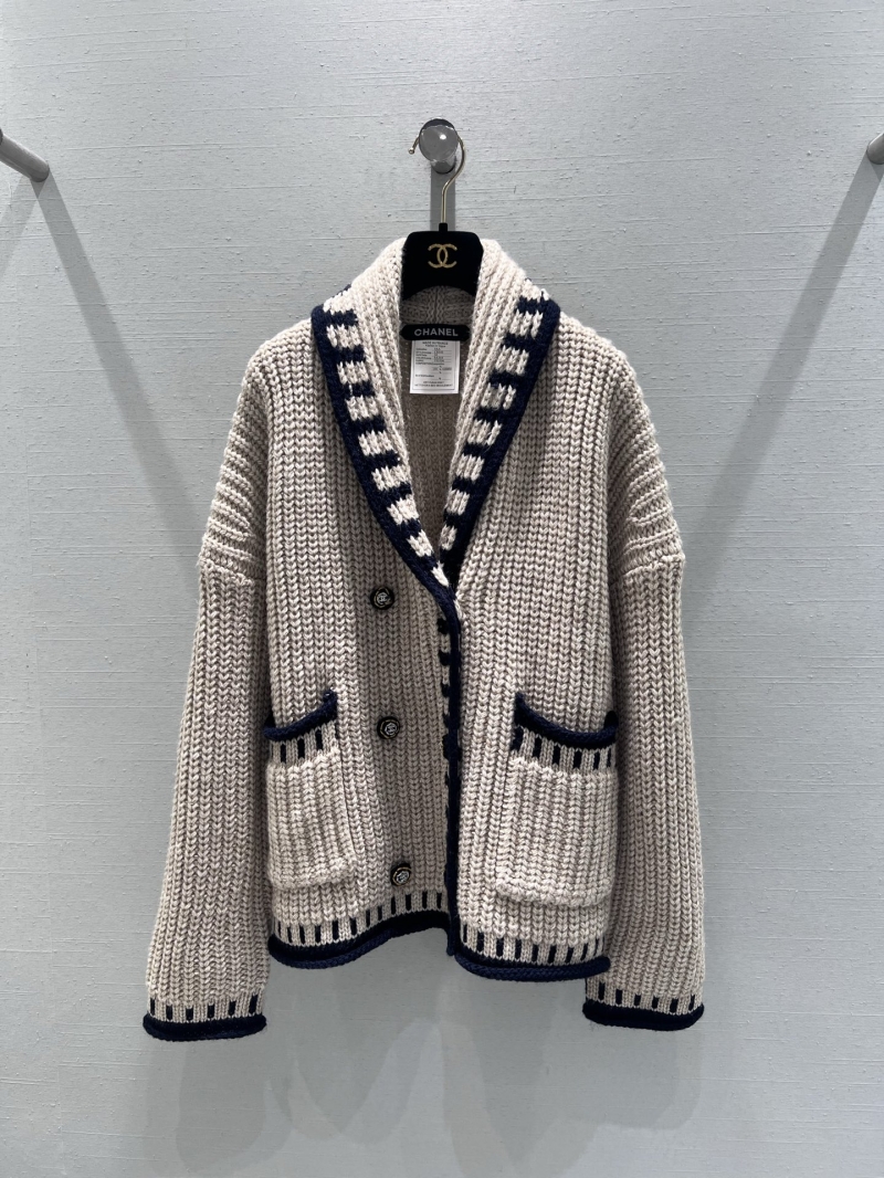 Chanel Vintage-Inspired Chunky Knit Cardigan | Contrast Navy Trim, CC Buttons | Opulent, Timeless