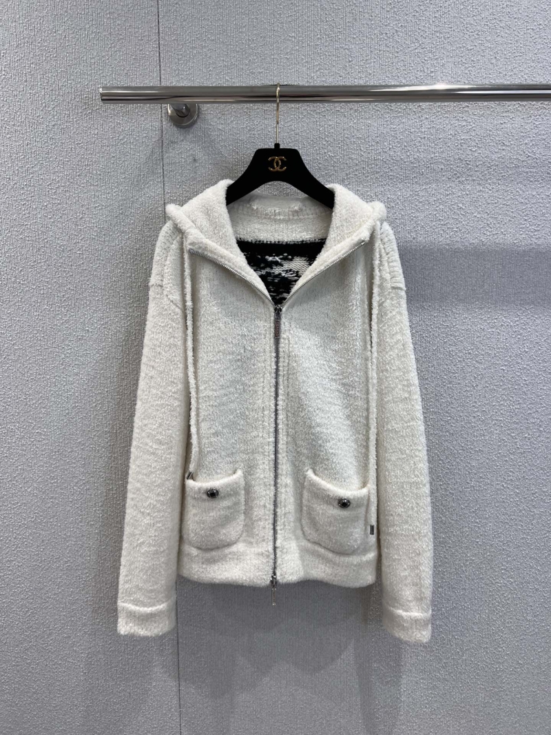 Chanel Sumptuous Cashmere-Wool Knit Hooded Cardigan | Creamy White, Elevated Double C Heart Jacquard | Luxury Knitwear