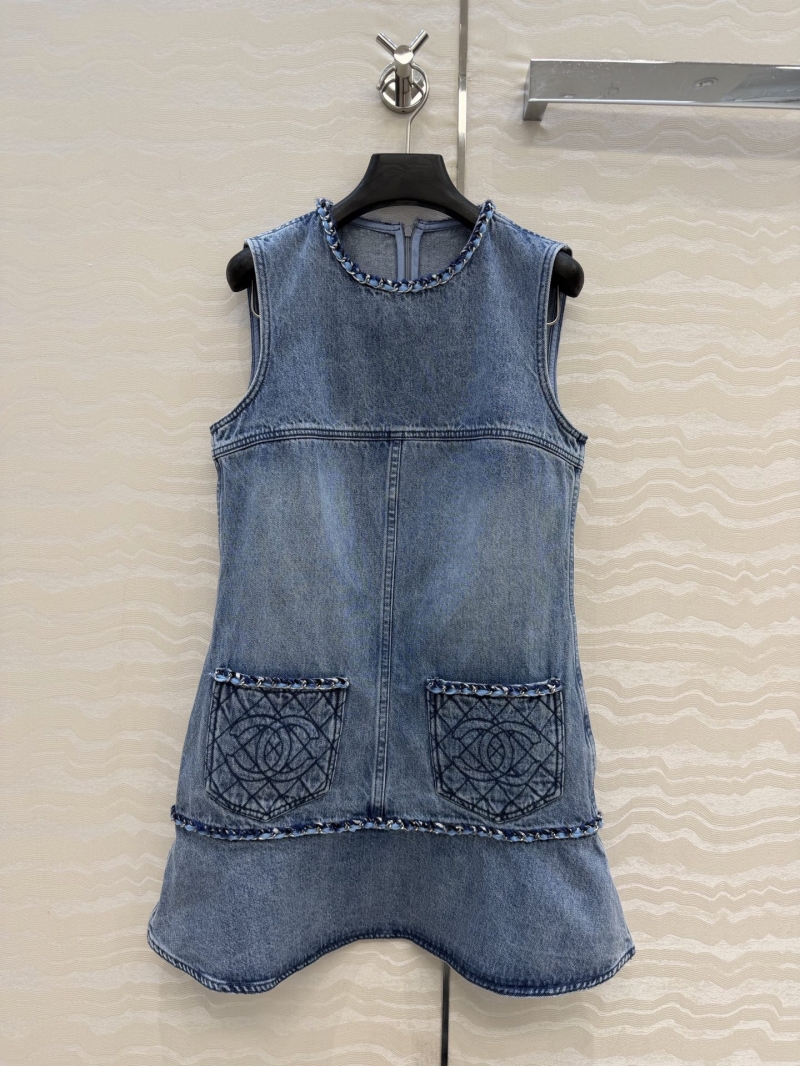 Chanel Organic Cotton Enzyme-Washed Denim Chain-Trim Vest Dress in Vintage Blue