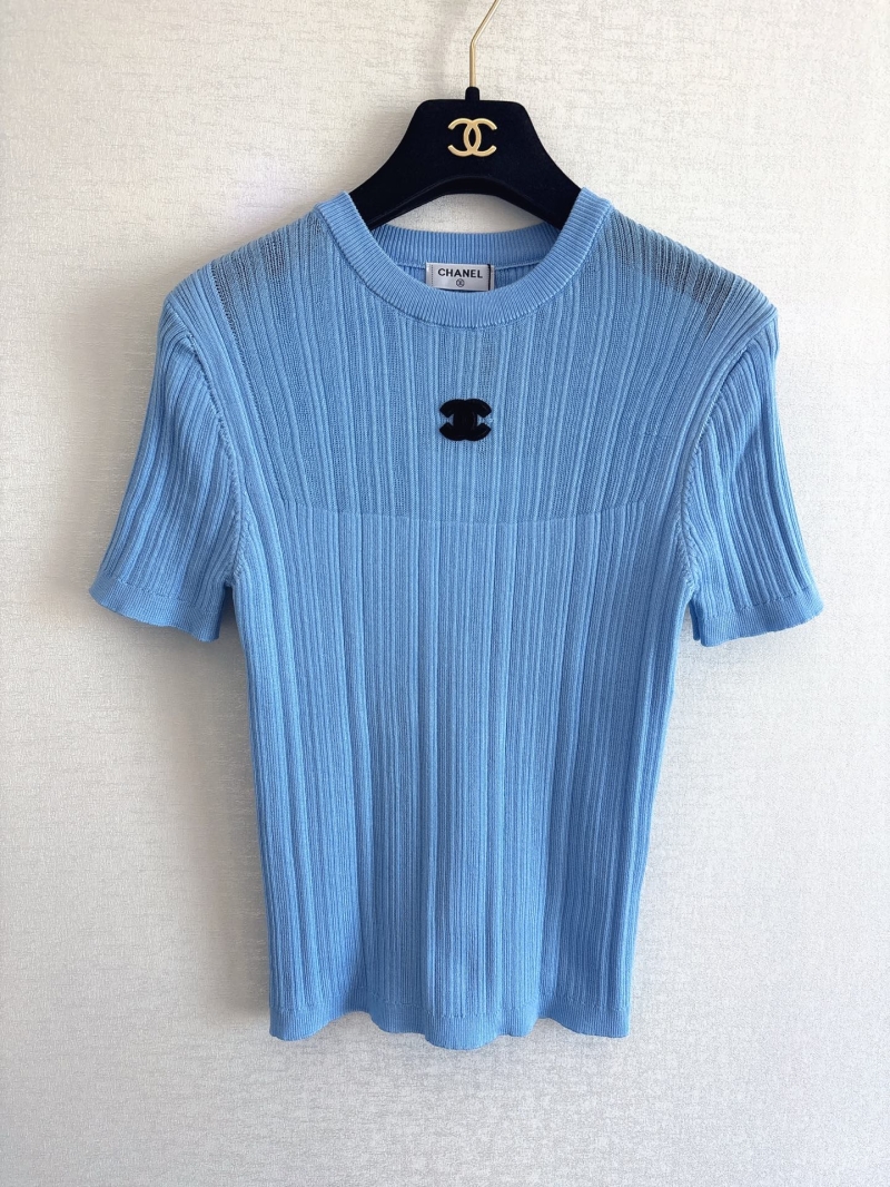 Chanel Signature CC Logo Vertical Ribbed Knit Top in Sky Blue