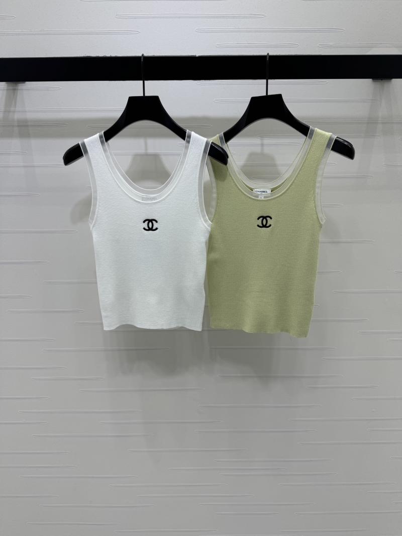 Chanel 2026 Spring/Summer Ribbed Ice Silk Tank Top with Embroidered Logo in White