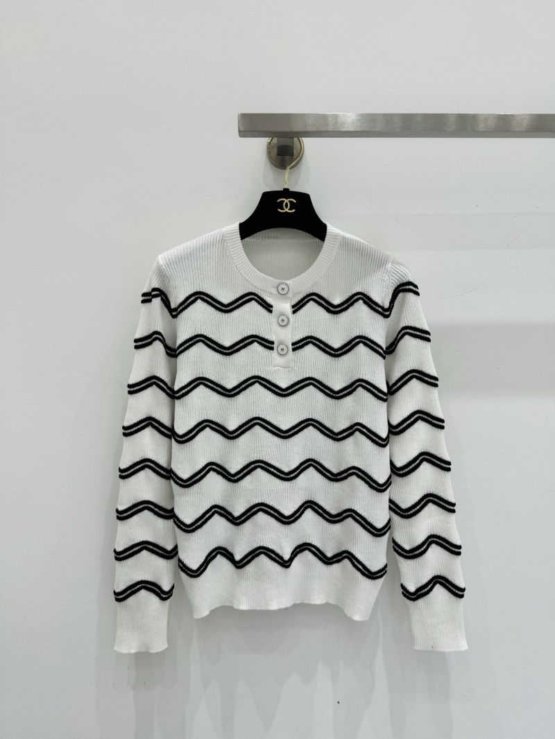 Chanel Signature Wavy Striped Knitted Henley Sweater in Cream and Black