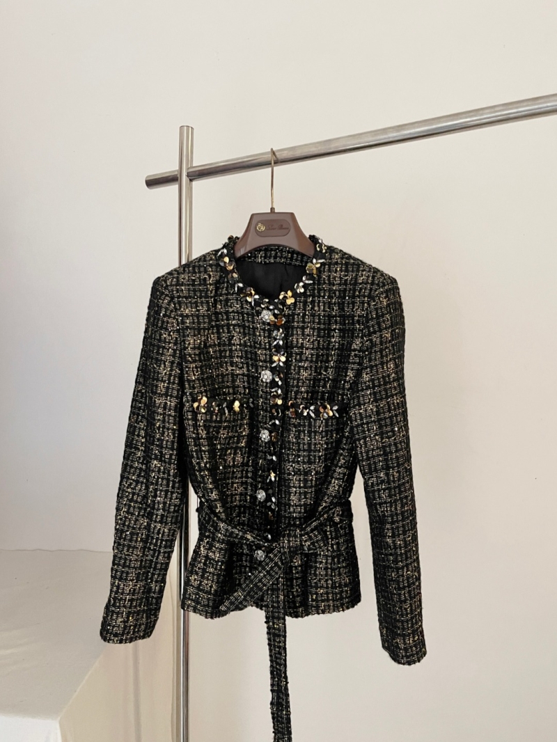 Chanel Opulent Embellished Tweed Jacket in Black and Gold Wool