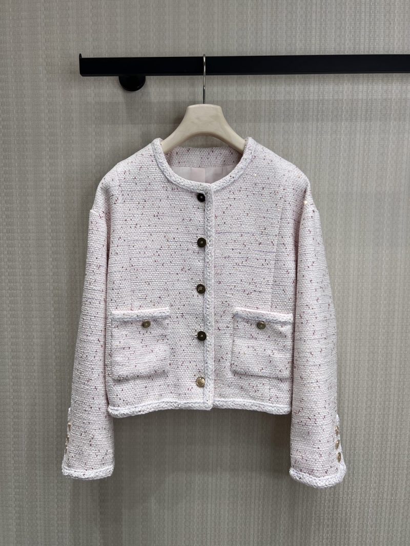 Chanel Exquisite Pale Pink Tweed Jacket with Signature Gold Buttons