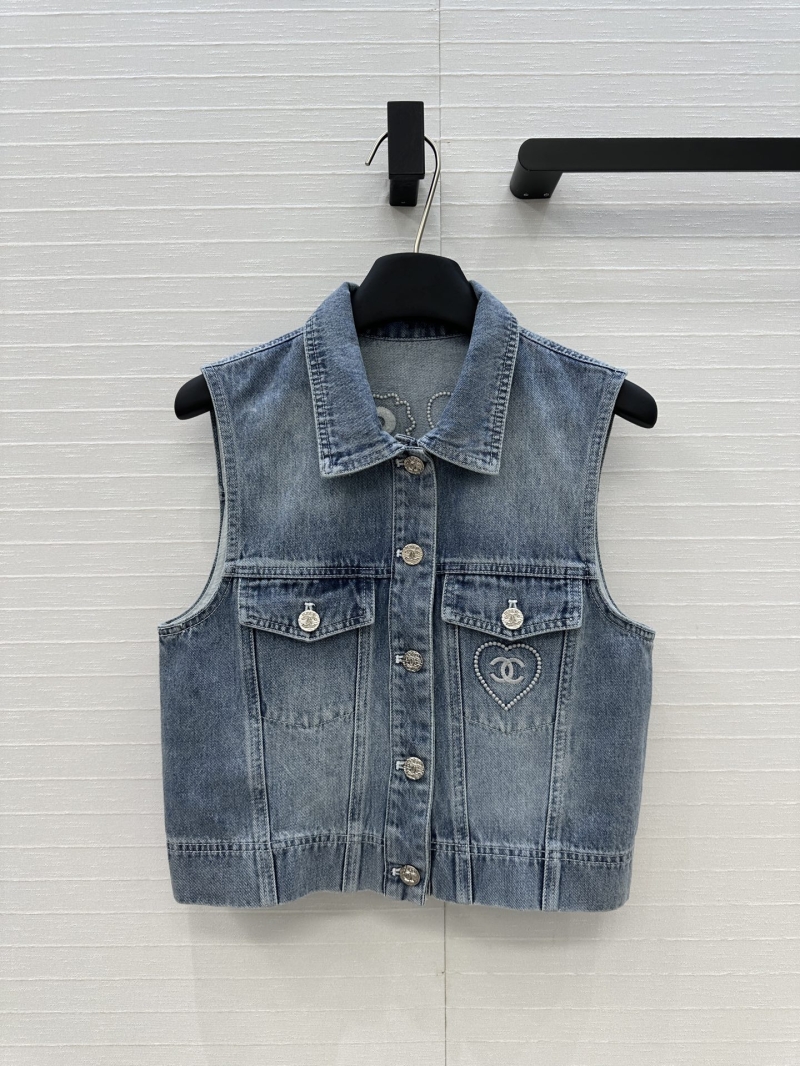 Chanel Exclusive Coco Beach Embroidered Denim Vest Jacket