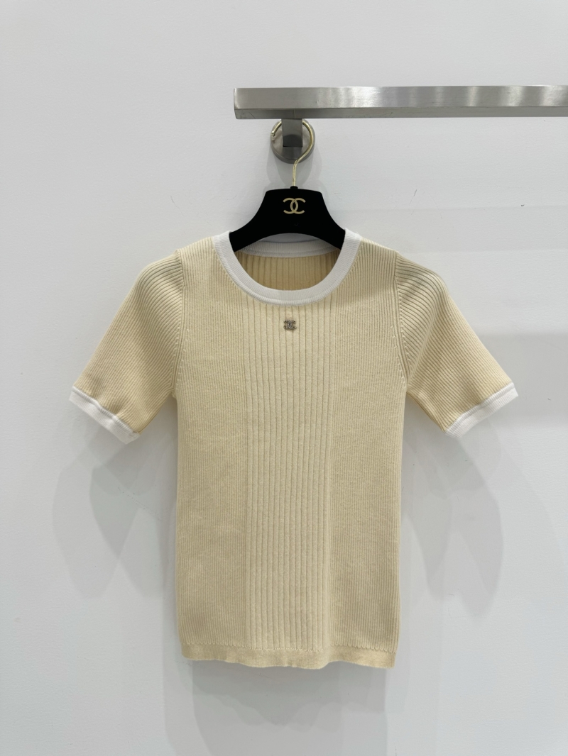 Chanel Yellow Contrast Knit Top - Sleek & Chic