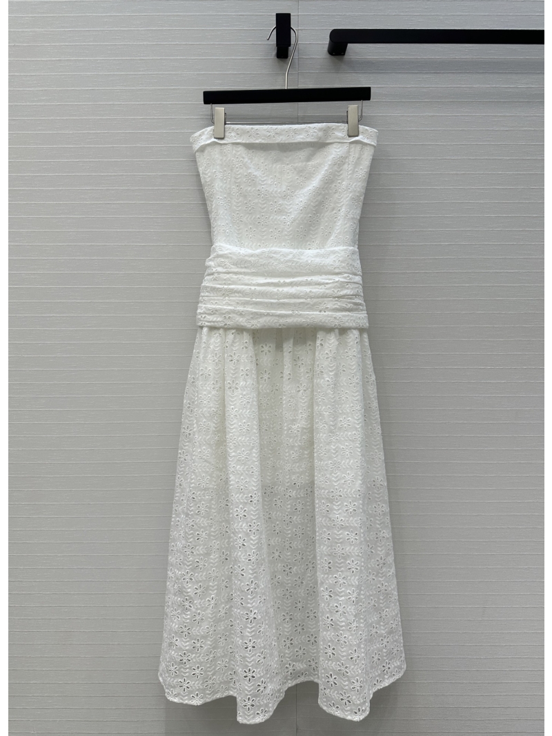 Chanel Elegant Embroidered Hollow-Out Floral Maxi Dress - Luxe Vintage Palace Style