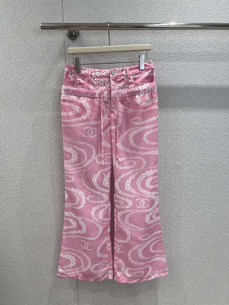 Chanel Spring/Summer Denim Patchwork Floral Pants in Pink - Luxe Exclusive
