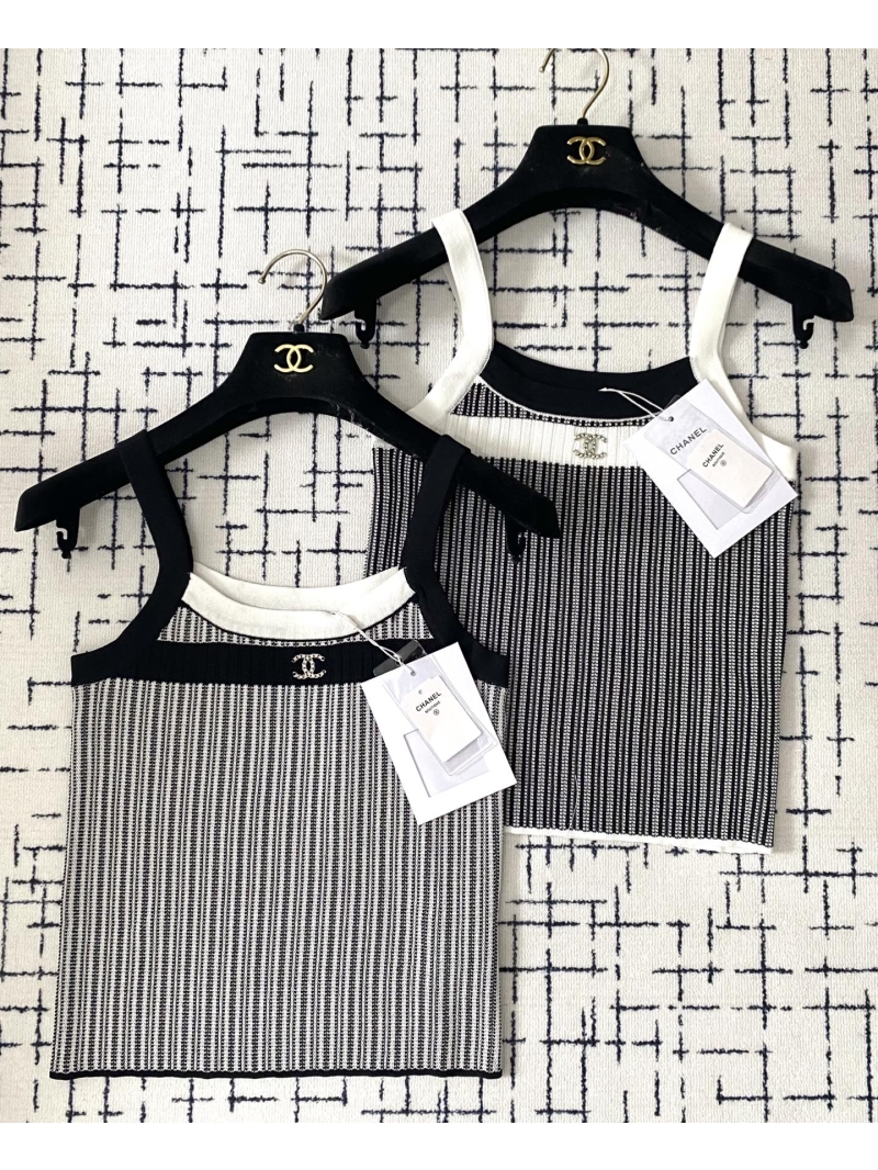 Chanel Elegant White Vest - Breathable Luxe Design