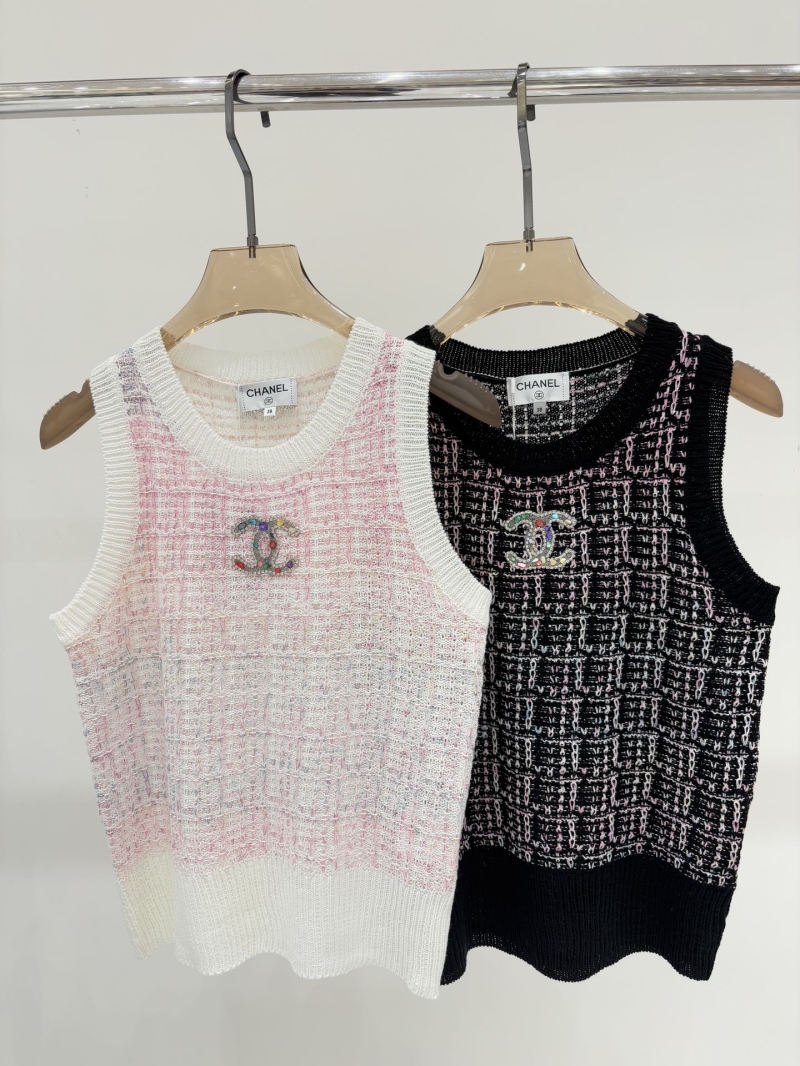 Chanel Summer 2025 Round Neck Colorblock Logo Rhinestone Knit Vest