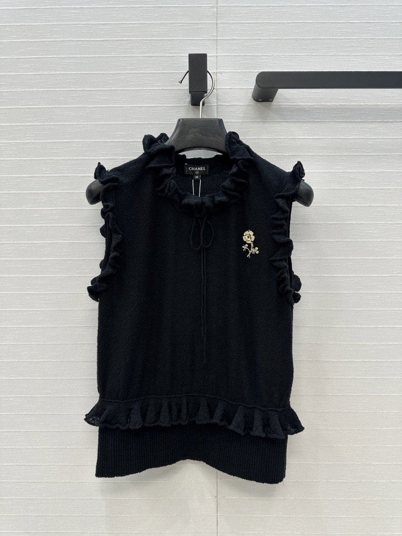 Chanel Elegant Ruffle Knit Vest with Camellia Brooch