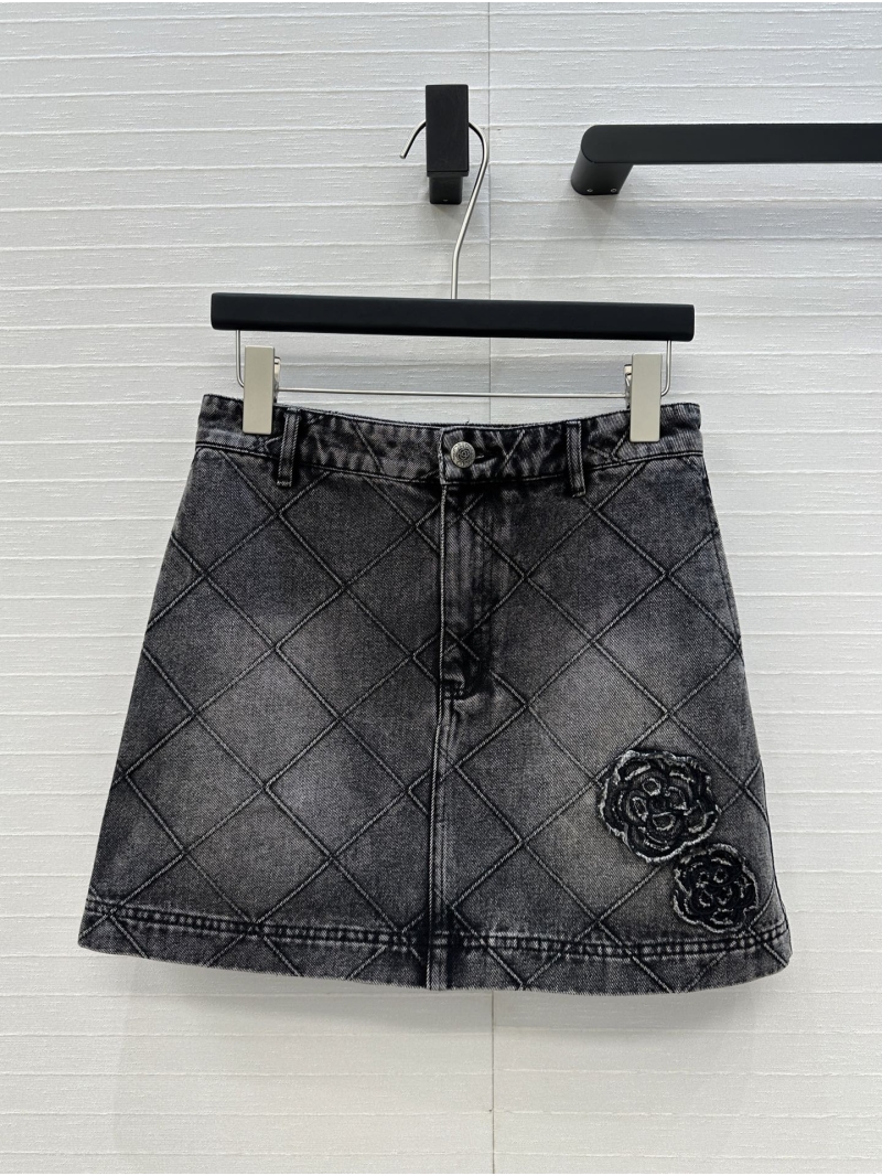 Chanel Coco Girl Denim Skirt with Diamond Grid Pattern - Luxe Vintage Style