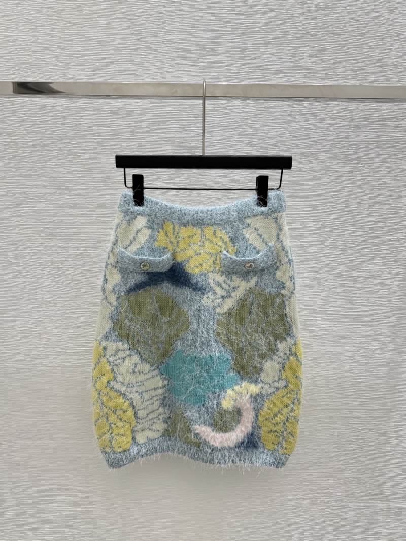 Chanel Early Autumn Luxe Feather-Trimmed Wool Cashmere Skirt