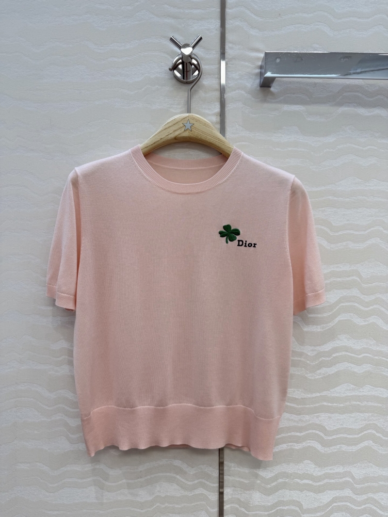 Dior Tencel-Wool Blend Four-Leaf Clover Embroidered Short-Sleeve Knitted Sweater in Baby Pink
