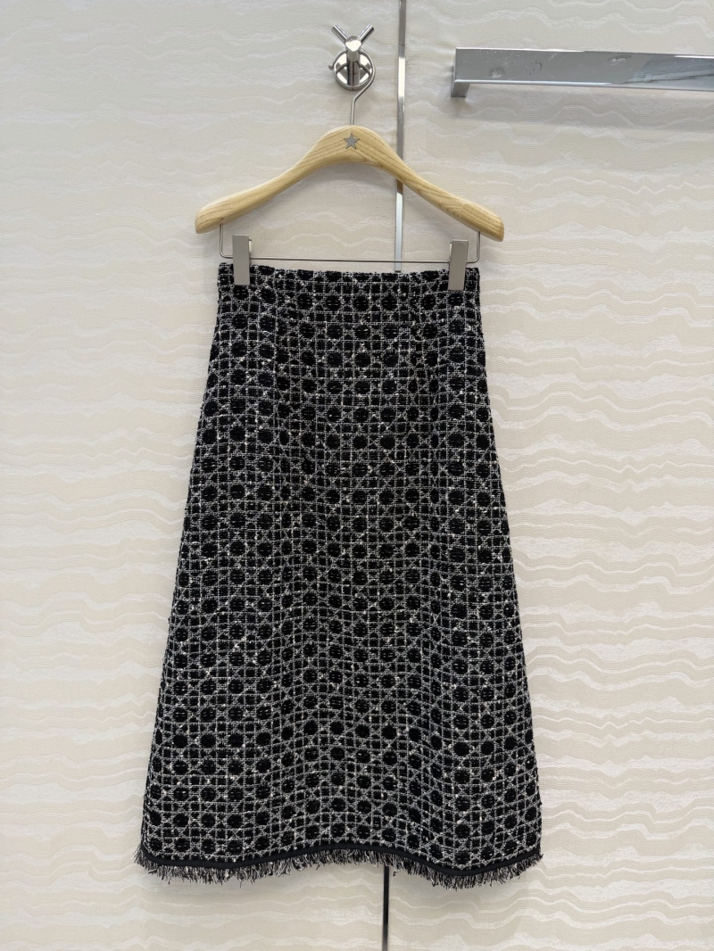 Dior Miss Dior Cannage 3D-Textured Tweed High-Waisted A-Line Midi Skirt
