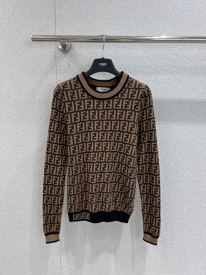 Fendi Exclusive Early Fall Collection Classic Monogram Knit Sweater in Luxe Brown