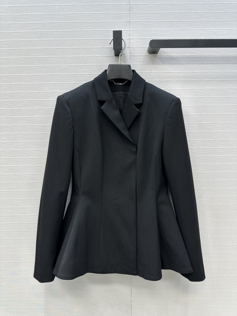 Fendi Women's Tailored Peplum Blazer, Black - Exquisite Structured Fit with Ruffled Hem, Couture-Inspired Silhouette