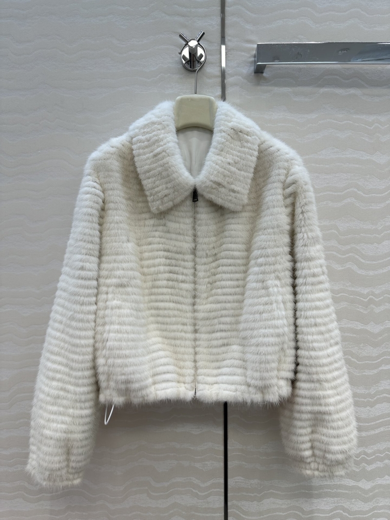 Fendi Limited Edition White Mink Fur Coat – Copenhagen Auction House Purple Label | Danish Saga Crown Velvet | Handcrafted Luxury | Relaxed H-Silhouette