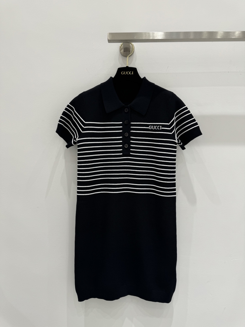Gucci Preppy Knit Polo Short Sleeve Dress - Luxe Wool Elegance