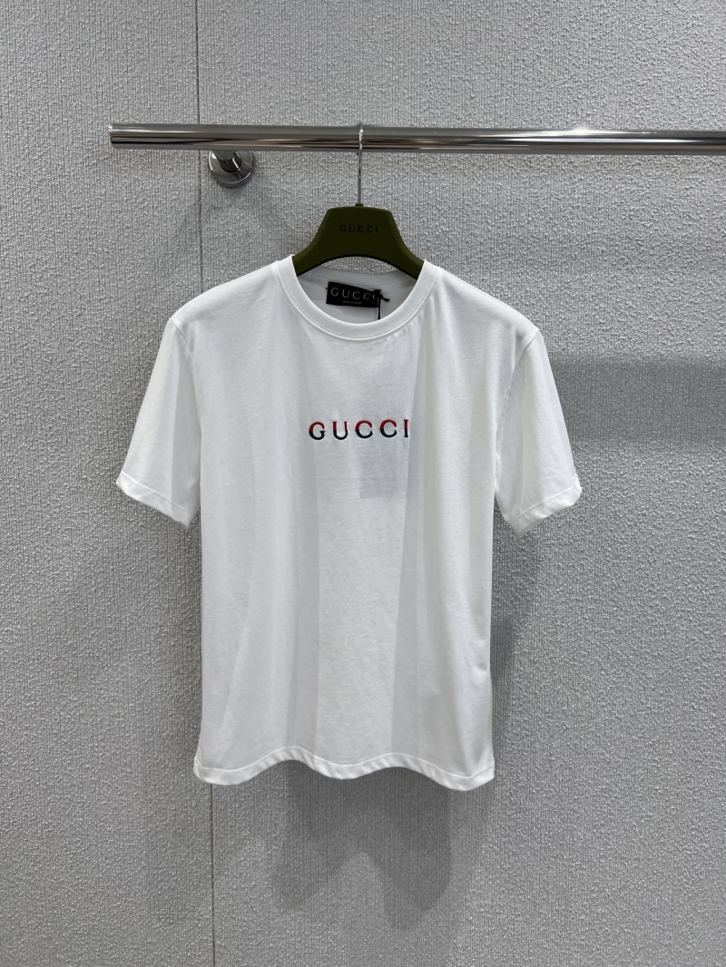 Gucci Spring/Summer Exclusive Embroidered Logo T-Shirt