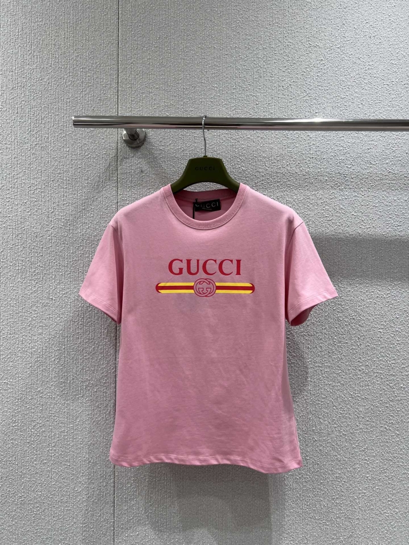Gucci Early Autumn Pink Logo Print Short Sleeve T-Shirt - Luxe & Trendy