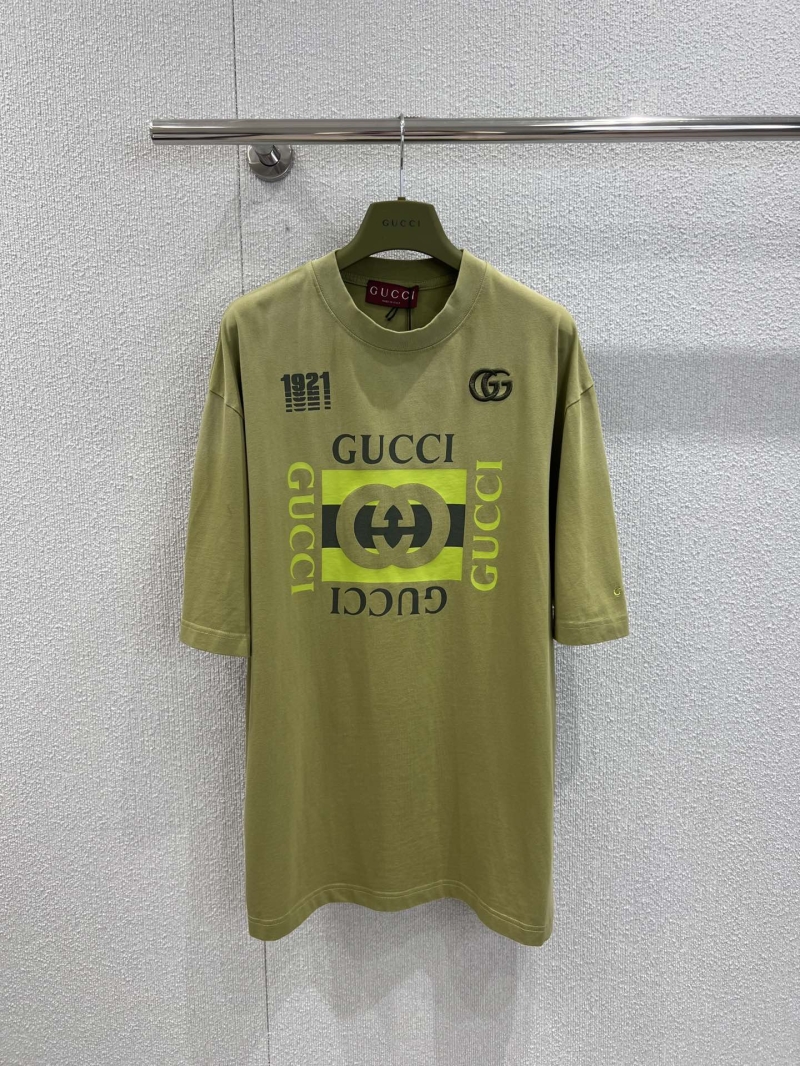 Gucci 1921 Embroidered Logo Oversized T-Shirt in Olive Green