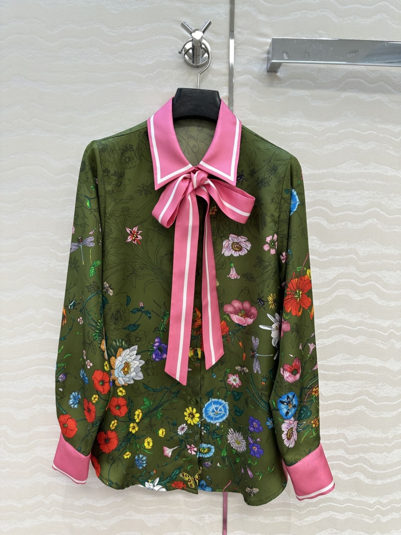 Gucci GG Romantic Vacation Print Silk Shirt in Green and Pink