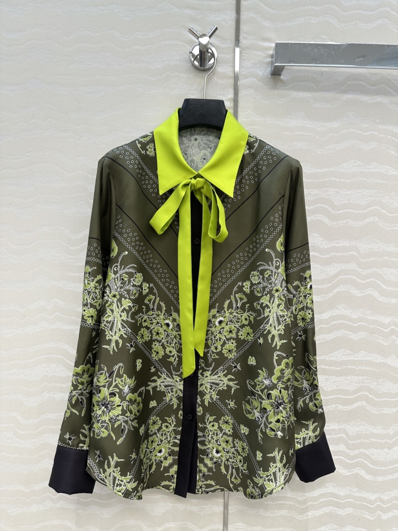 Gucci GG Romantic Holiday Forest Green Print Silk Shirt - Exquisite 100% Silk Twill, Contrast Trim, Statement Floral Blouse