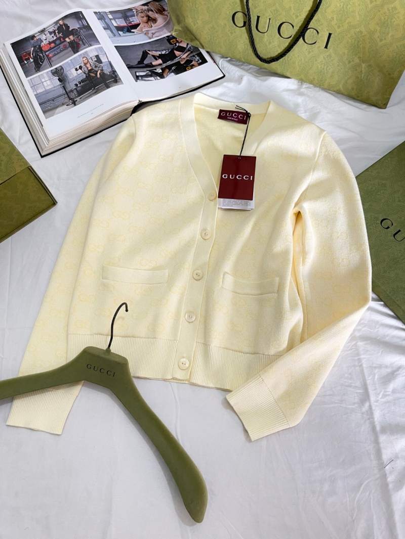 Gucci GG Monogram Jacquard V-Neck Knit Cardigan in Pale Yellow