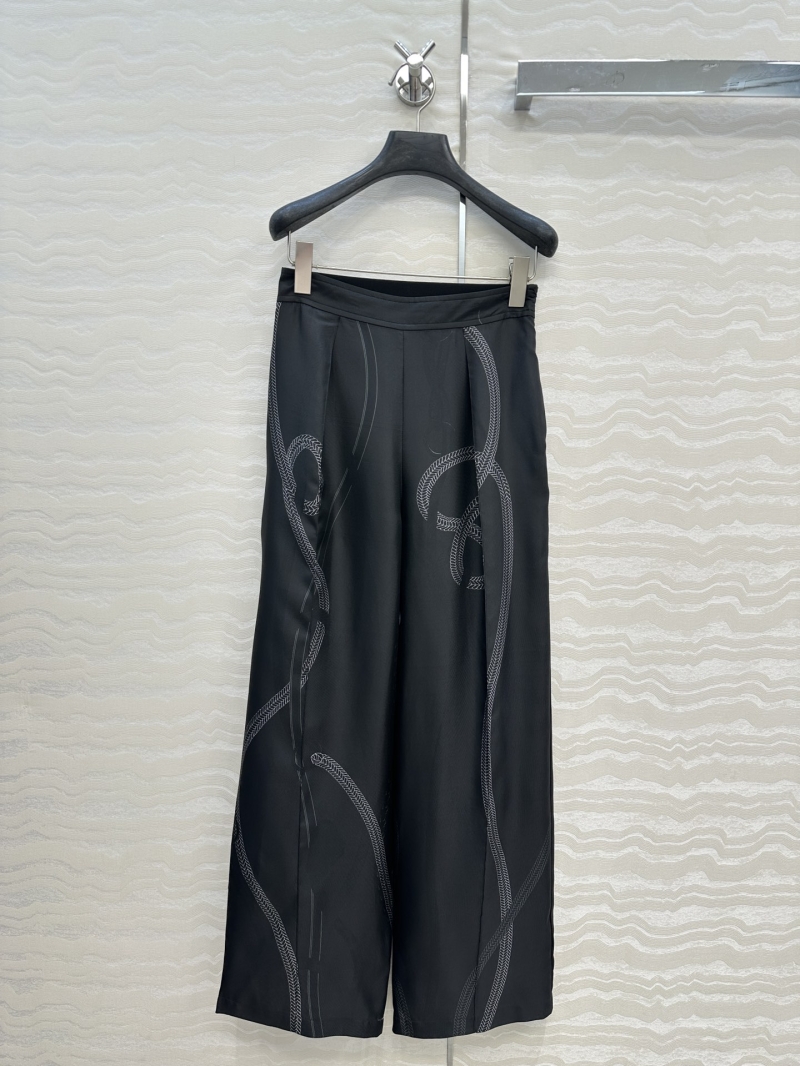Hermes Luxe Silk Palefroi Remix Print Wide-Leg Pants in Black