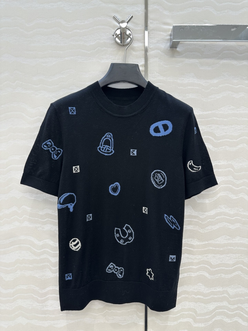 Hermès Elegant Jacquard Short Sleeve Top - Luxe Wool Blend