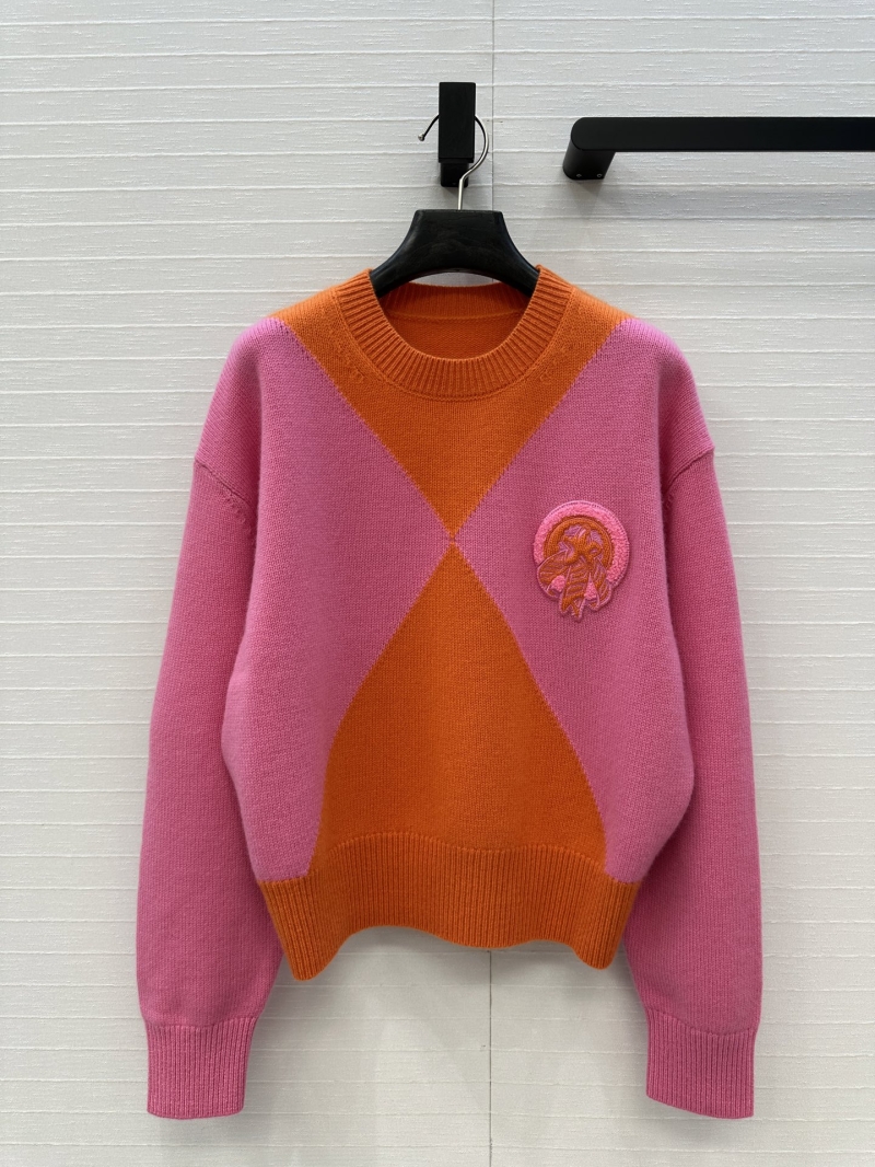 Hermes Autumn/Winter Coral & Orange Cashmere Sweater with Embroidered Logo and Drop Shoulder Design