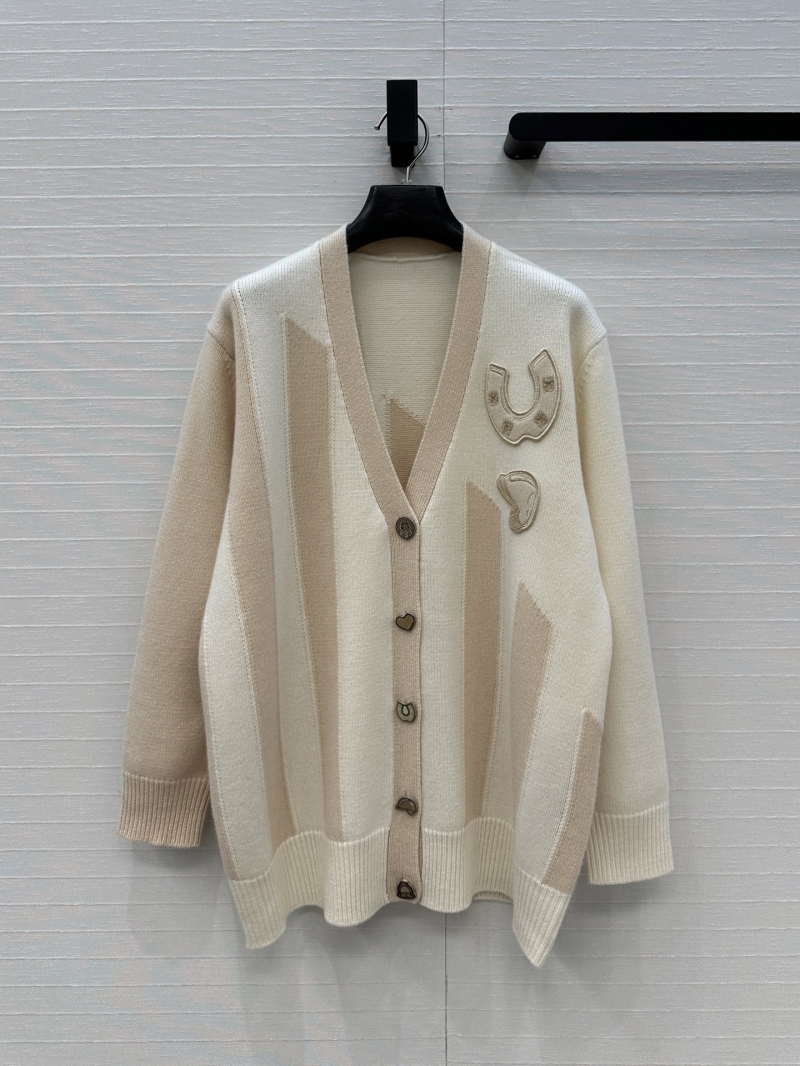 Hermès Double-Knit Cashmere Cardigan in Cream White - Limited Edition Artisan Craftsmanship with Signature Horse Motif Embroidery