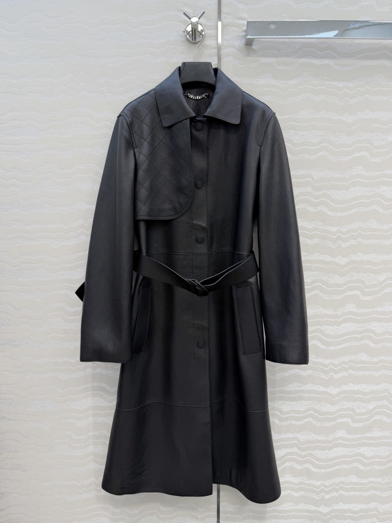 Herm&egrave;s 100% Lambskin Lychee Grain Equestrian Leather Trench Coat in Black