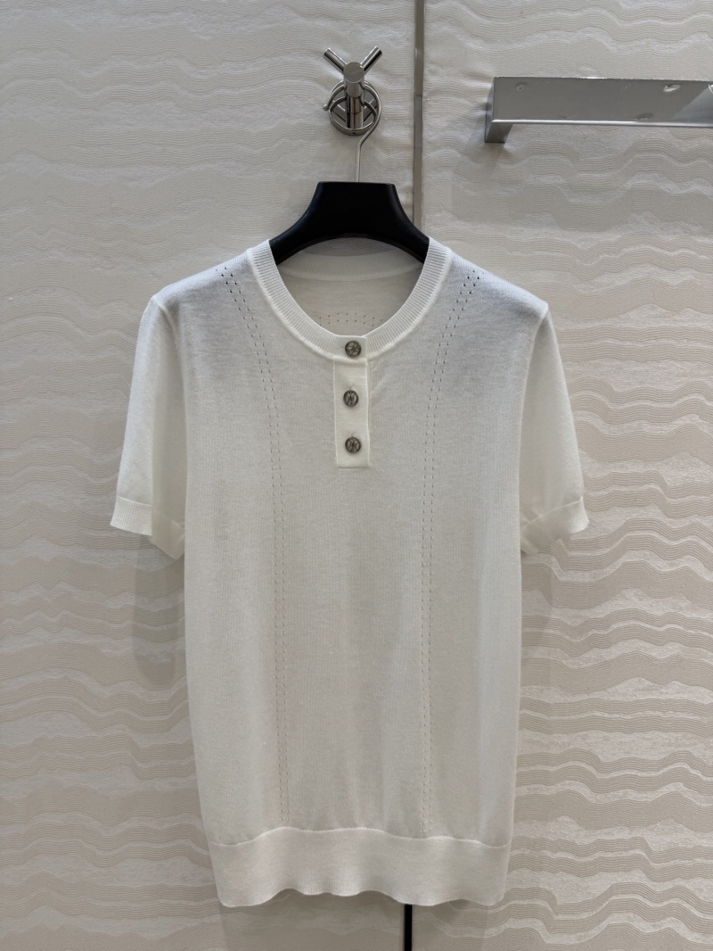 Hermes 100% Merino Wool 16-Gauge Henley Knit Top with Gold Coin Buttons - Cream