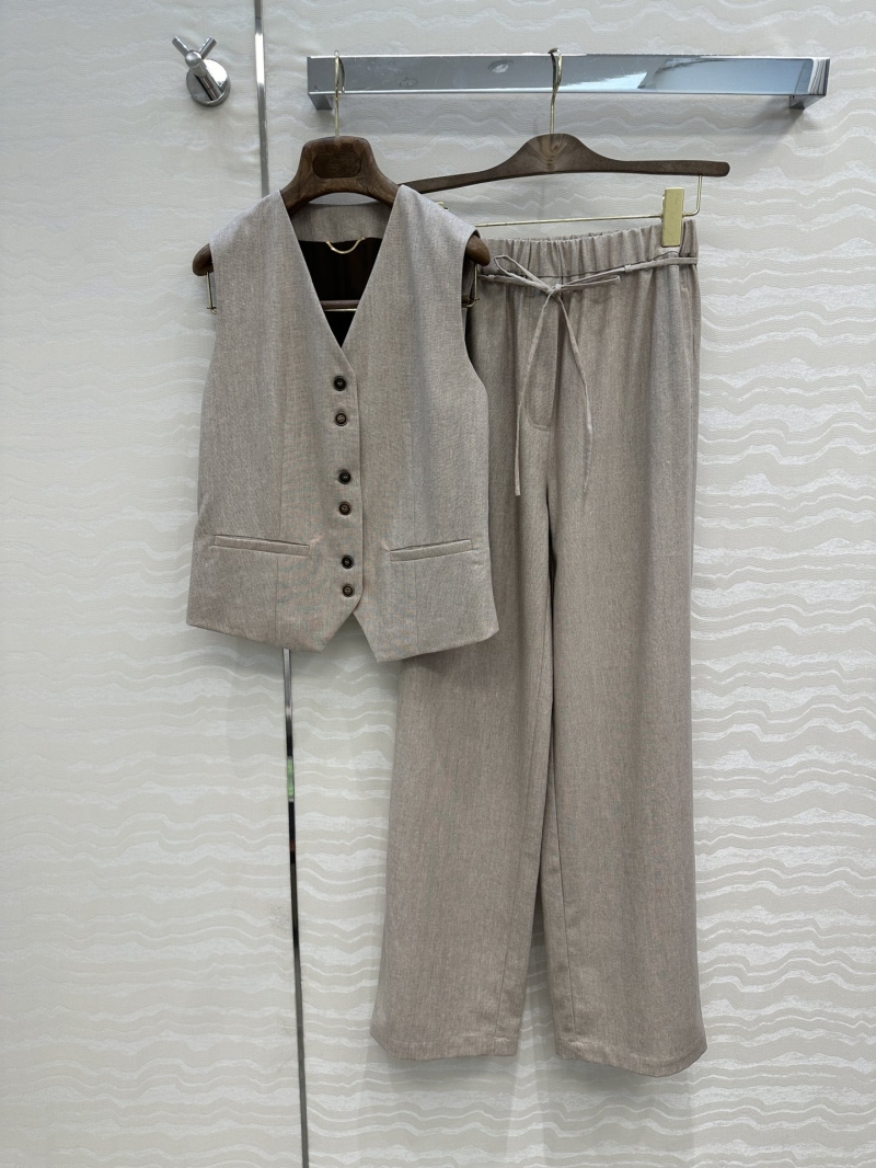 Loro Piana Linen Vest Set - Luxe Minimalist Elegance