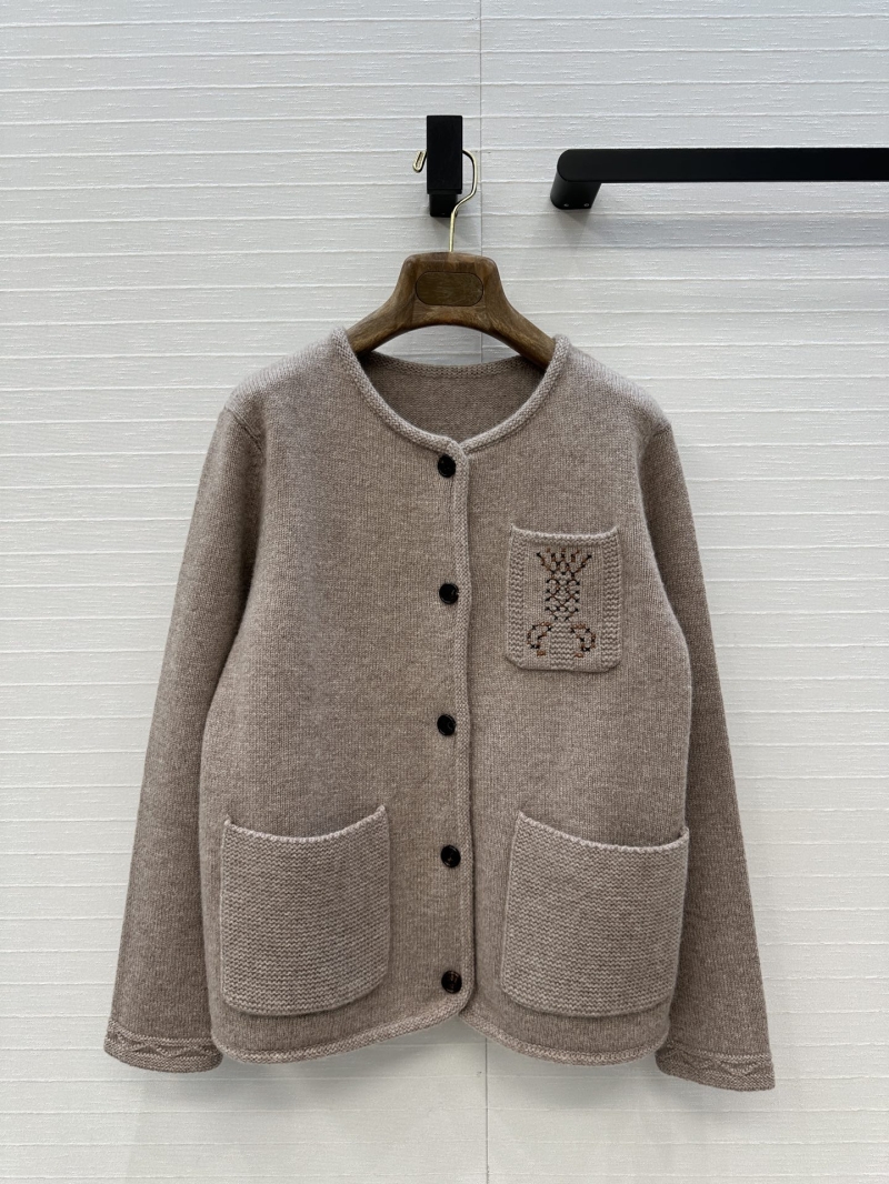 Loro Piana Exclusive Luxe Cashmere Jacket in Beige - Timeless Elegance with Minimalist Round Neck