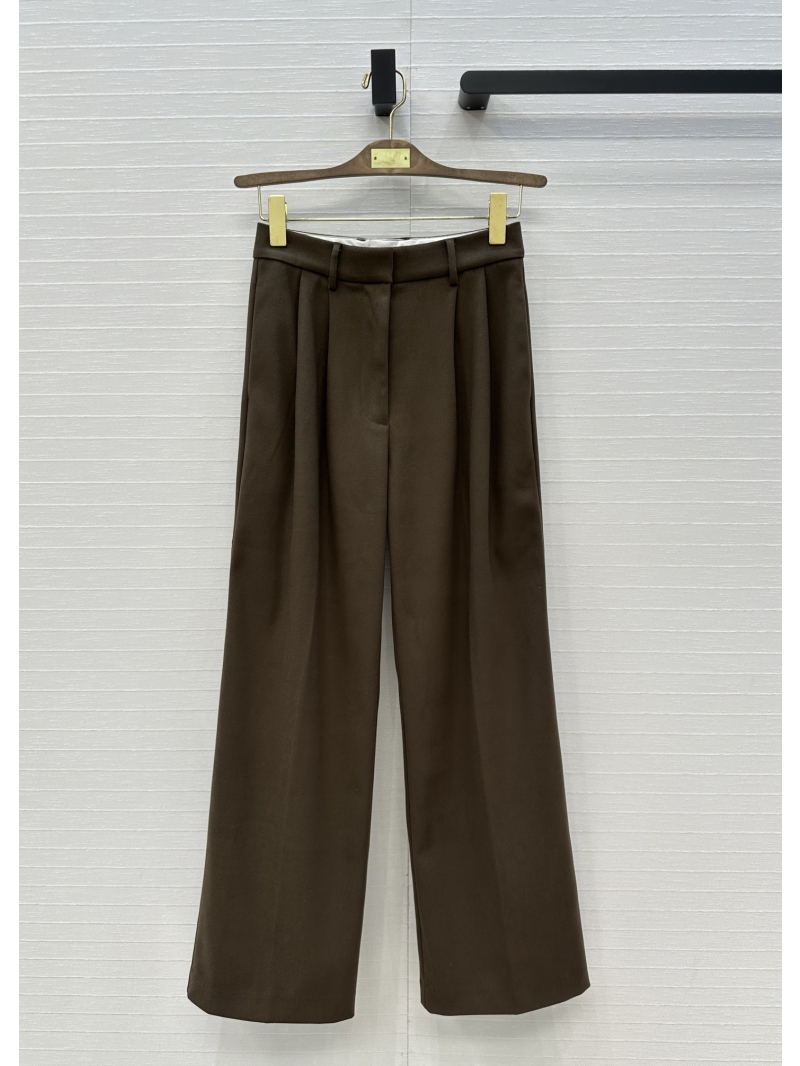 Loro Piana Minimalist High-Waisted Wool Trousers in Rich Caramel