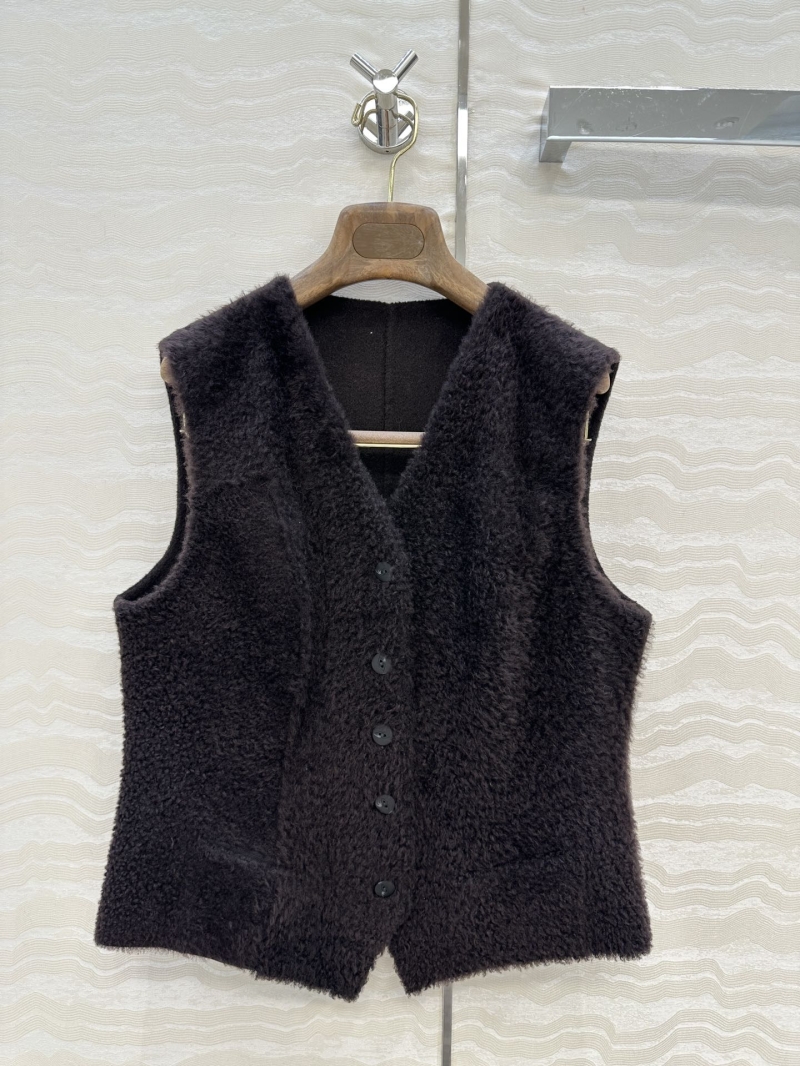 Loro Piana Spanish Lagom Teddy Fur and Wool Blend Vest – Tailored V-Neck Old Money Style