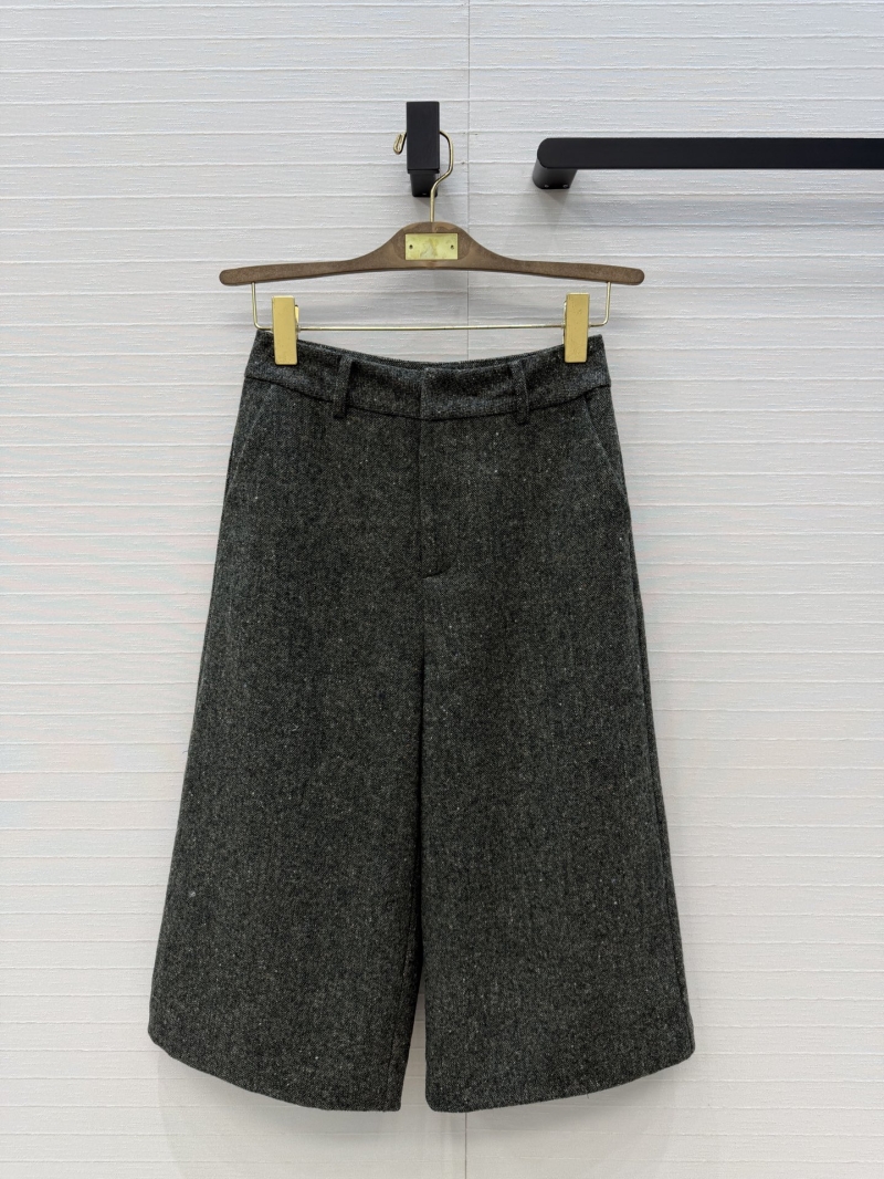 Loro Piana Snowflake Wool Tailored Bermuda Shorts in Forest Green